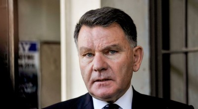 Φιάσκο η περιβόητη τριγωνική σχέση