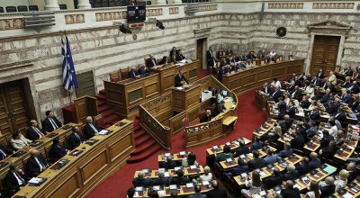 Βουλή: Σφοδρή κόντρα Φάμελλου, Ανδρουλάκη, Βορίδη - «Δυστύχημα δημοκρατίας, σοφιστείες και ποινικές ευθύνες»