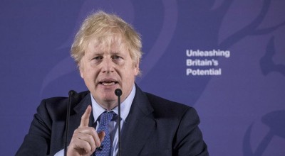 Εισβολή στην Ουκρανία: Βαρύ πακέτο κυρώσεων Τζόνσον κατά της Ρωσίας - «Χτυπάει» τράπεζες, τεχνολογία και εμπόριο