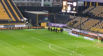 Κατέθεσαν στεφάνι Καρυπίδης και παίκτες στη μνήμη του Τόσκο