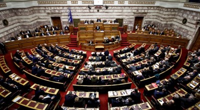 Βουλή: Σήμερα (2/4) η συζήτηση των πολιτικών αρχηγών για την πανδημία