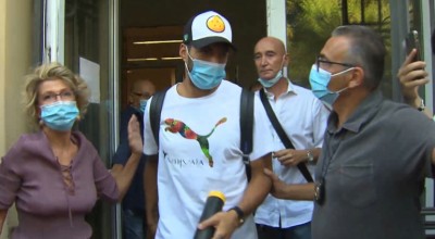 Βίντεο: Έτσι «έκλεψε» ο Σουάρες στις εξετάσεις για ιταλικό διαβατήριο!