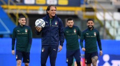 Επική ομιλία Μαντσίνι: «Ούτε ο διαιτητής, ούτε η Αγγλία…»-Τι έκανε με Σπινατσόλα!