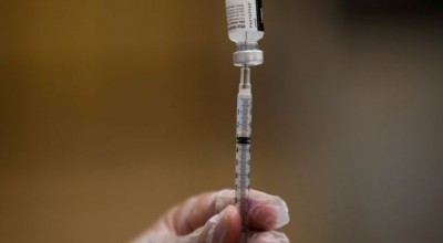 Η ΕΕ άναψε «πράσινο» για το πρώτο διπλό εμβόλιο γρίπης και κορωνοϊού