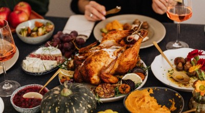 Χριστούγεννα-Πρωτοχρονιά: Γιατί δεν πρέπει να κάνεις δίαιτα τις γιορτές