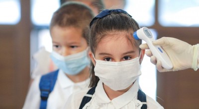 Κορωνοϊός-ΠΟΥ: Ζητά να προστατεύονται καλύτερα τα παιδιά