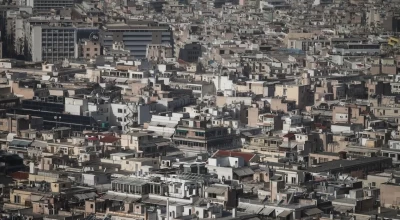 Οι Έλληνες πληρώνουν 2,3 δισ. ευρώ ΕΝΦΙΑ για το 2025