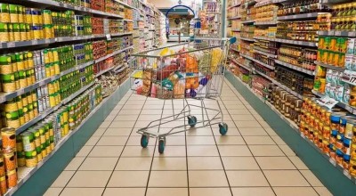 Κύπρος: Πανικός στην αγορά λόγω του πολέμου-Αδειάζουν τα ράφια, ουρές στα πρατήρια