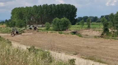 Οι Τούρκοι αντλούν τον Έβρο για να γεμίσουν το φράγμα στην Αδριανούπολη