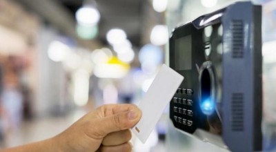 Εργασιακό νομοσχέδιο: «Λάστιχο» το ωράριο εργασίας, αλλάζει η ετήσια άδεια αναψυχής