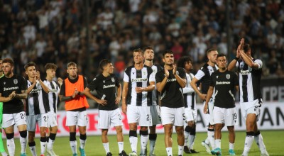 Πήγαν στη Θύρα 8 οι παίκτες του ΠΑΟΚ, χειροκρότησε ο Κούρτιτς σαν να αποχαιρετά (vids)