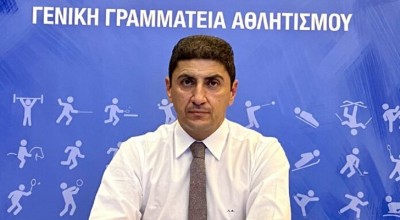 Κίνηση που έδειξε πολλά: Η αντίδραση Μητσοτάκη όταν είδε μπροστά του τον Λευτέρη Αυγενάκη