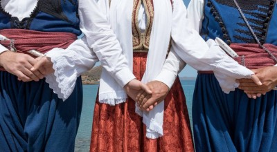 «Βάκχαι»: Μάθε Παραδοσιακούς Χορούς!