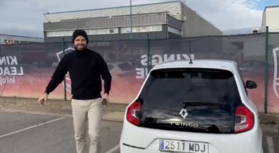 Ο Πικέ τρολάρει τη Σακίρα πηγαίνοντας με Twingo στο γήπεδο