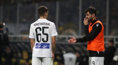 ΑΕΚ - ΠΑΟΚ: Χειροκροτήθηκε την ώρα της αλλαγής του ο Κωνσταντέλιας