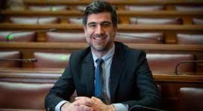 Γλαβίνας: «Θα δω την Μίλαν και μετά το debate των πολιτικών αρχηγών»