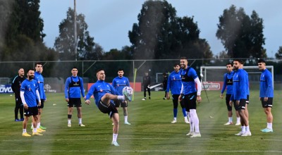 Παρέα στον πύργο του Άιφελ οι (πρώην) νταμπλούχοι του ΠΑΟΚ πριν τη Γαλλία και τον... Εμπαπέ