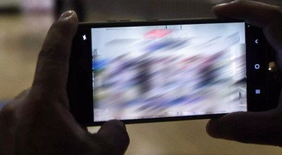 Γιατί να τοποθετούμε το κινητό μας με την οθόνη προς τα κάτω