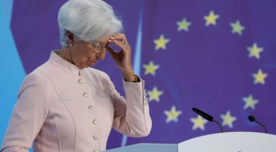 «Φρένο» από την ΕΚΤ στις αυξήσεις των επιτοκίων έπειτα από 15 μήνες