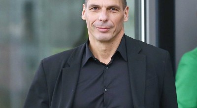 Σε δίκη ο Βαρουφάκης για το ecstasy και το «απλό χόρτο»