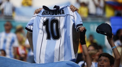 Μαραντόνα: Η Δικαιοσύνη θα κατασχέσει την περιουσία από τις αδερφές του Ντιέγκο