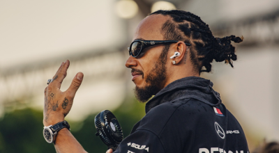 «Στροφή» καριέρας για τον Χάμιλτον: Ξεκινά κούρσα στις... πασαρέλες