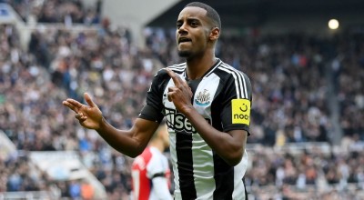 Συνεχίζεται ο χαμός ανάμεσα σε Ίσακ-Νιουκάστλ: Οι ανακοινώσεις των δύο πλευρών