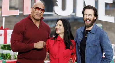 «Ναι» ο «The Rock» κατουράει σε μπουκάλια κατά τη διάρκεια γυρισμάτων
