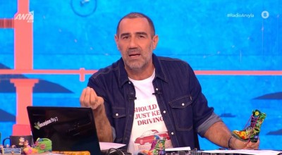 Ράδιο Αρβύλα-Κανάκης για Τέμπη: «Θα έπρεπε να γκρεμίζεται ο τόπος»