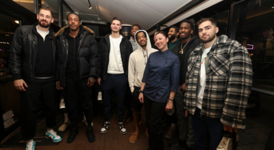 ΚΑΕ Άρης: Η κοπή της πίτας συνδυάστηκε με τα γενέθλια του Νίκου Βετούλα