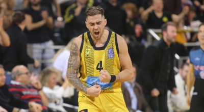 Σόου Τολιόπουλου με 35 πόντους και οκτώ τρίποντα: Η αινιγματική απάντηση για το μέλλον του