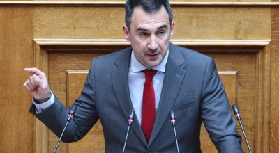 Νέα Αριστερά: Οριστική η παραίτηση Χαρίτση-Ένταση στη συνάντηση με τα στελέχη