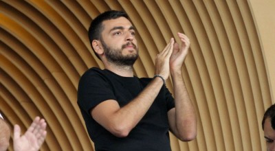 ΠΑΟΚ: Στα αποδυτήρια για συγχαρητήρια ο Νίκος Σαββίδης