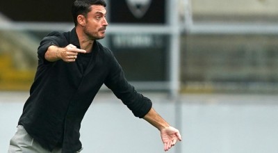 Απίστευτο σκηνικό: Προπονητής άλλαξε τερματοφύλακα στα... 30 δευτερόλεπτα!