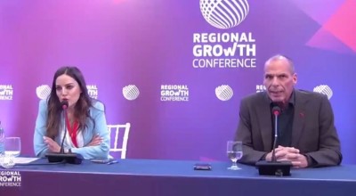 Ένταση στην Πάτρα-Βαρουφάκης σε δημοσιογράφο: «Είστε γελοία κυρία μου»