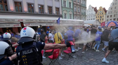 Άγριες συμπλοκές οπαδών των Τσέλσι και Μπέτις πριν τον τελικό του Conference League