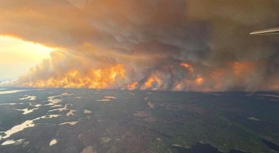 Καναδάς: Ο καπνός από τις φωτιές κάλυψε το 1/3 των ΗΠΑ!