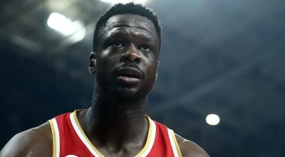 Με Φαλ για την πρωτιά στη Γαλλία ο Ολυμπιακός