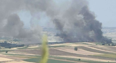 Συναγερμός στο Διδυμότειχο: Φωτιά σε οικισμό-Εξαπλώθηκε σε φωτοβολταϊκό πάρκο