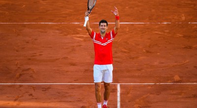 Σερβία: Πώς η κυβέρνηση διώχνει από τη χώρα τον Τζόκοβιτς