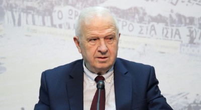 Μ’ έναν σμπάρο… Τρία τρυγόνια! Έργο Θανάση Κατσαρή. Χριτς, χρατς…