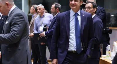 Κυριάκος Μητσοτάκης: Νοσεί με κορονοϊό-Με μάσκα σε εκδήλωση του υπ. Εθνικής Άμυνας