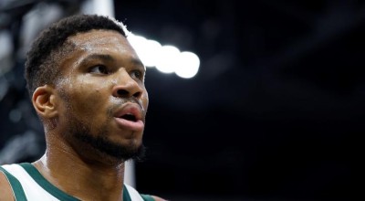 Σημαδιακή κίνηση από τον Γιάννη Αντετοκούνμπο: Κατέβασε όλες τις φωτογραφίες με τους Μπακς εκτός από δύο!