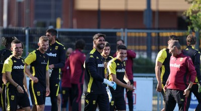 Άρης: «Άνοιξαν οι ουρανοί» στην Ολλανδία-Προπόνηση υπό καταρρακτώδη βροχή (pics)