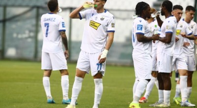 Παίκτες Λαμίας: «Η απόφαση για διάλυση της ΠΑΕ λήφθηκε χωρίς να έχουμε εξοφληθεί»