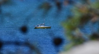 Εύβοια: Φέρι μποτ με 105 επιβάτες «κόλλησε» σε ξέρα στα Νέα Στύρα