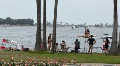 Απίθανη σκηνή σε γάμο: Pole dancers «εισέβαλαν» στη γαμήλια τελετή