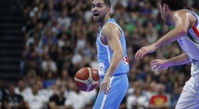 Ιταλία-Ελλάδα: Τα πεπραγμένα του Βασίλη Τολιόπουλου μετά από τρεις μήνες!