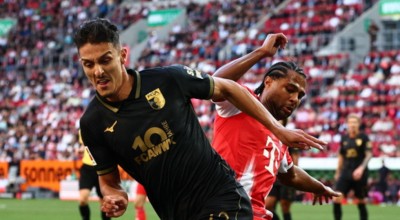 Η Μπάγερν ίδρωσε αλλά πέρασε από την Άουγκσμπουργκ-Ανησυχία για Γιαννούλη