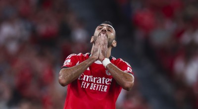 «Ασπίδα» Μουρίνιο σε Παυλίδη: «Δουλεύει σκληρά, καμία κριτική...»